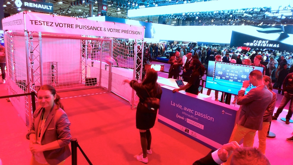 Le stand animation handball pour Renault